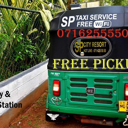 S P City Resort Anuradhapura Zewnętrze zdjęcie