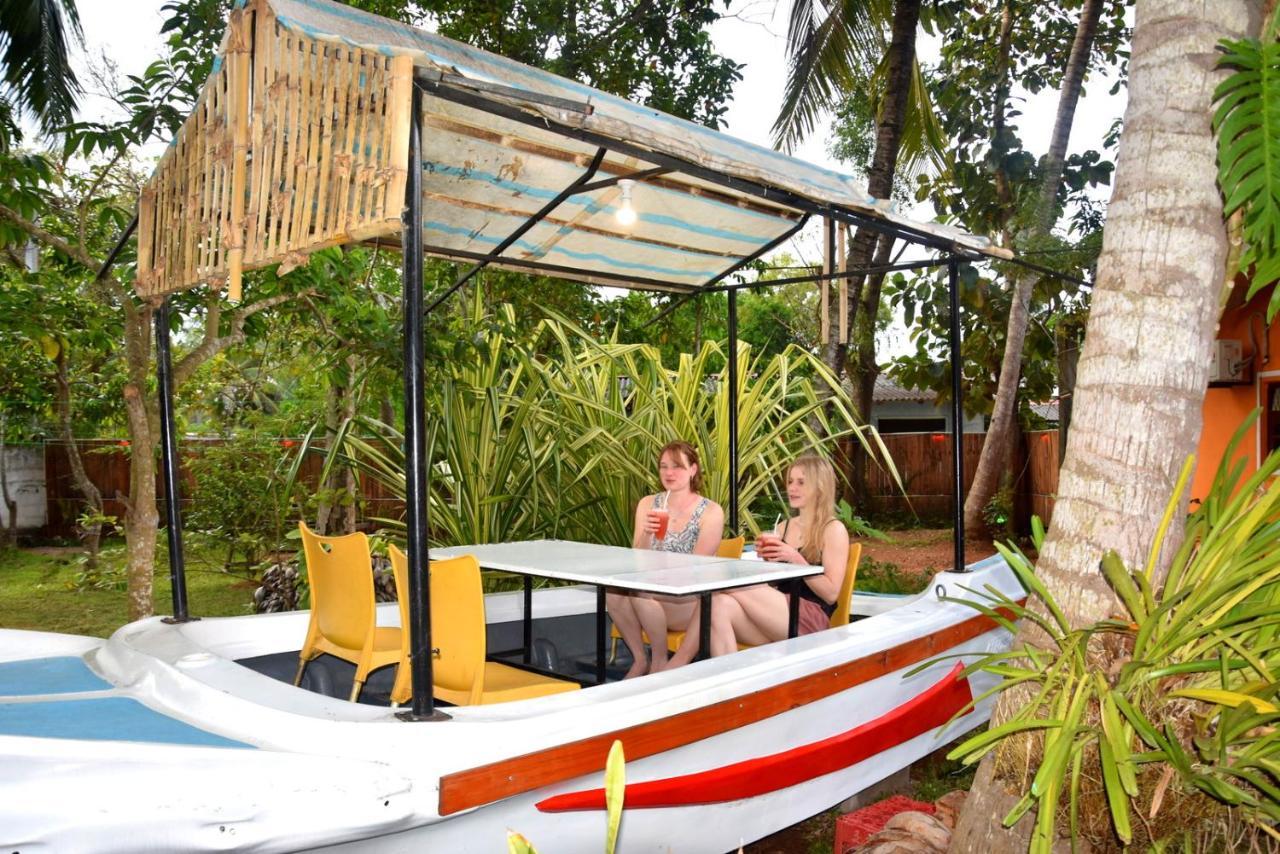 S P City Resort Anuradhapura Zewnętrze zdjęcie