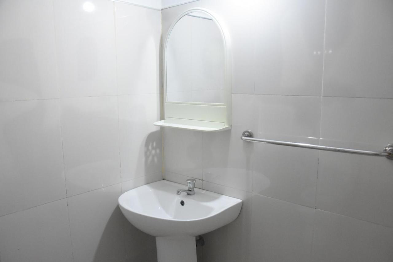 S P City Resort Anuradhapura Zewnętrze zdjęcie