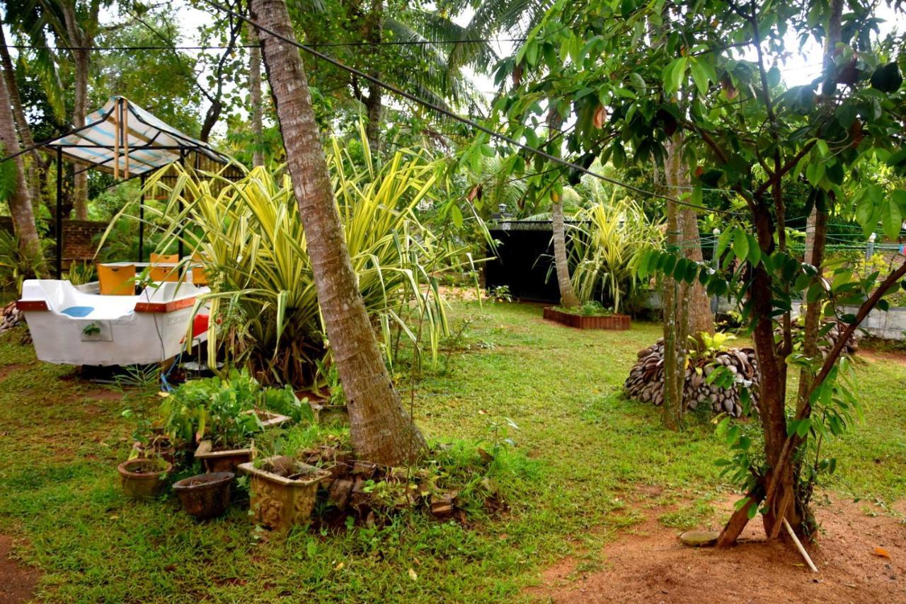 S P City Resort Anuradhapura Zewnętrze zdjęcie