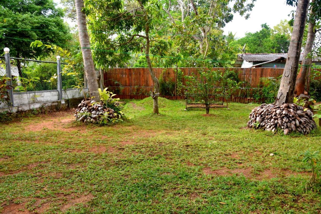 S P City Resort Anuradhapura Zewnętrze zdjęcie